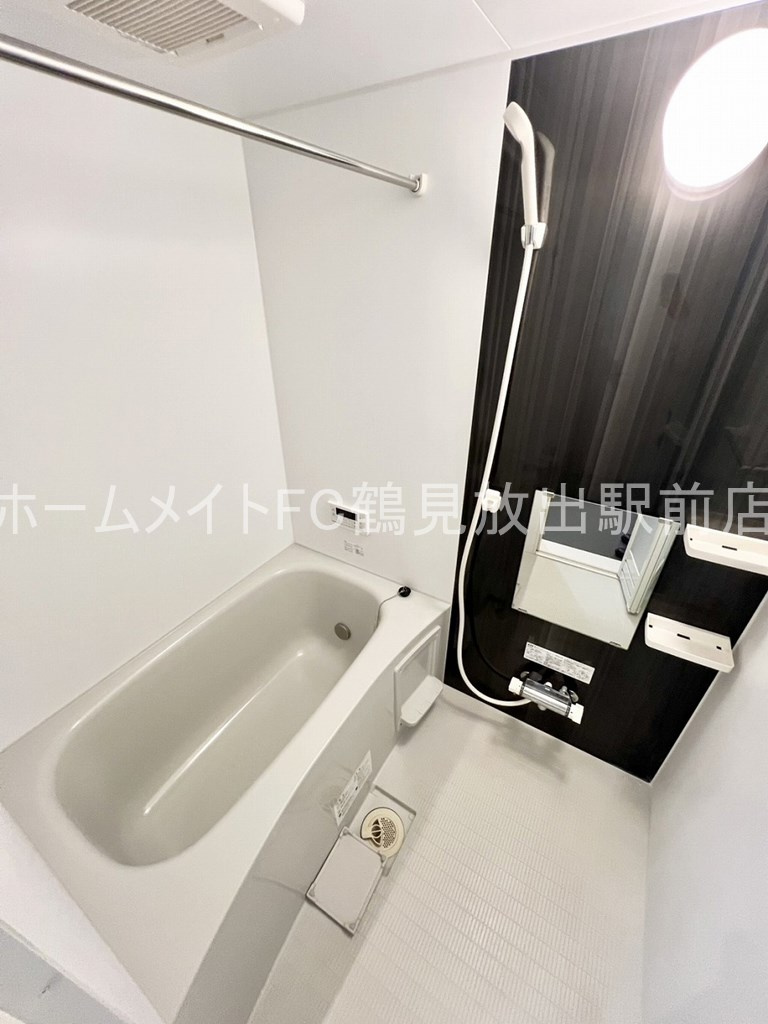 東大阪市稲田新町１丁目のハイツの浴室