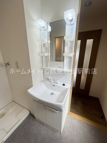 大阪市鶴見区放出東３丁目の賃貸マンションの独立洗面台