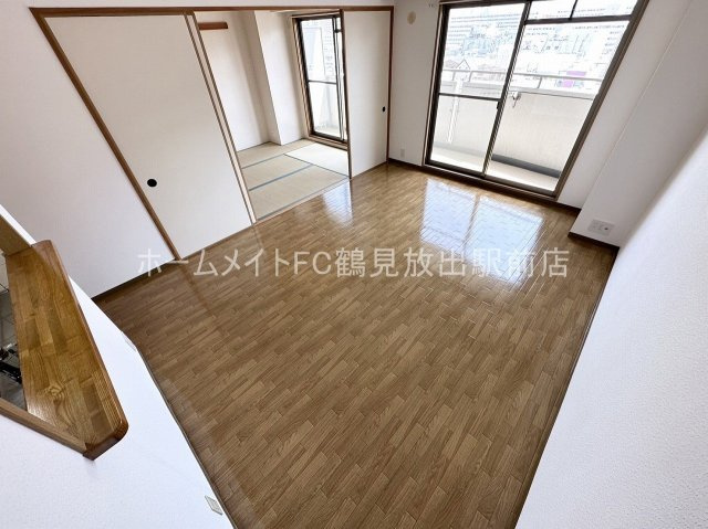大阪市鶴見区鶴見３丁目の賃貸マンションの内装