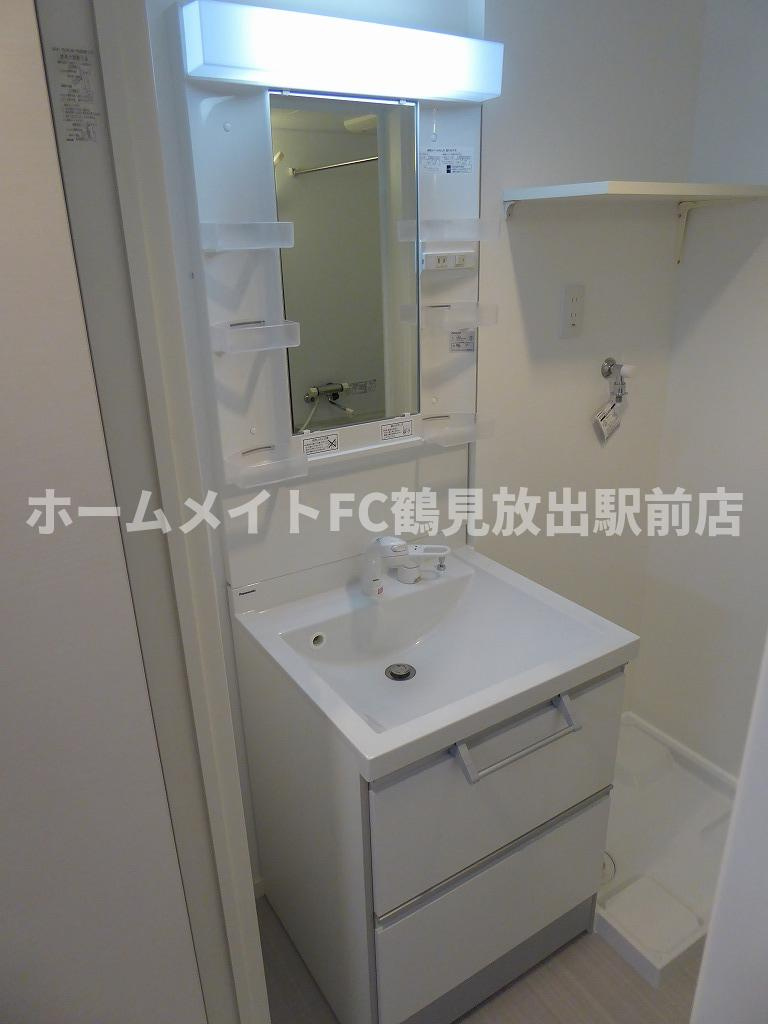 大阪市城東区新喜多東１丁目のハイツの独立洗面台
