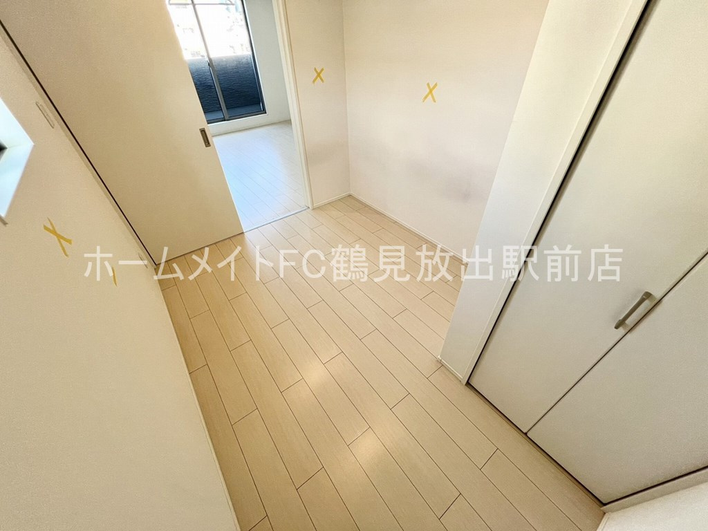 東大阪市稲田新町１丁目のアパートの洋室