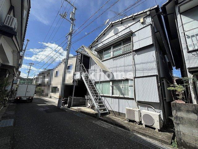 竹島アパート　A棟の周辺