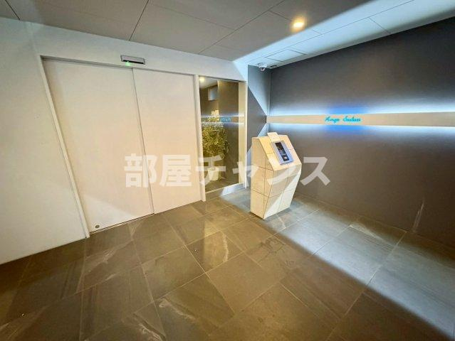 名古屋市中区新栄１丁目の賃貸マンションのエントランス