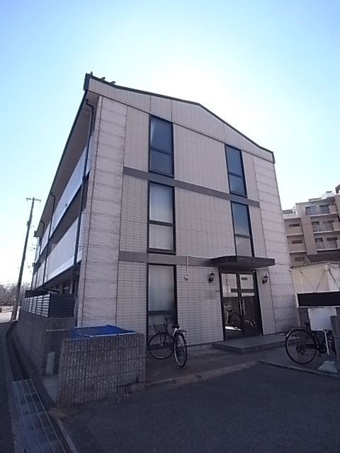 ラピース栗山の外観