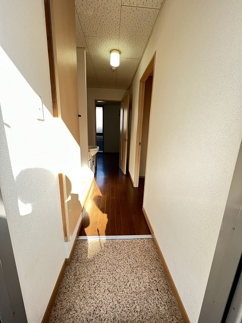 ラピース栗山の玄関