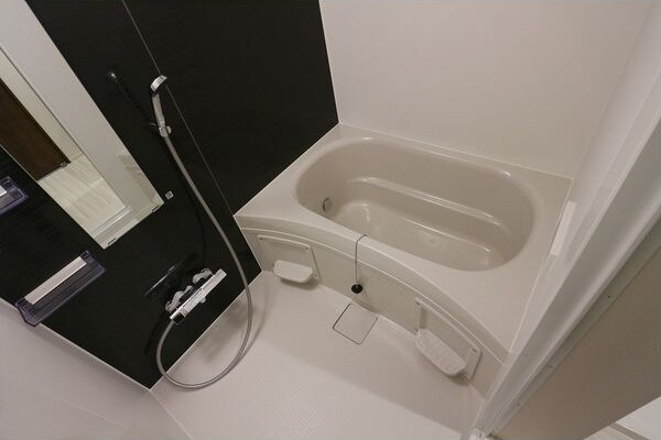 REGALEST妙音通Ⅱの浴室
