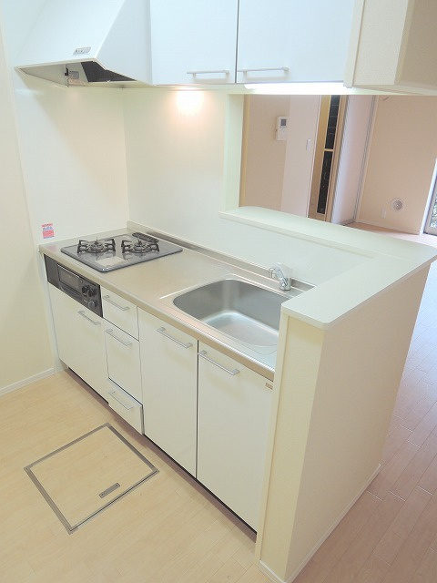 メゾンレーヴのキッチン|★ガス２口カウンターキッチン★