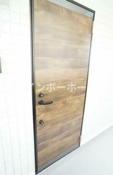SBジェミニみずほ台の玄関