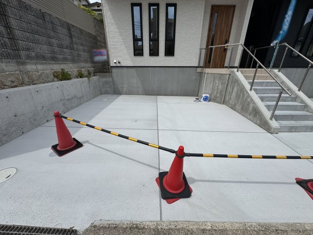 神戸市須磨区緑が丘２丁目新築戸建A号棟の駐車場