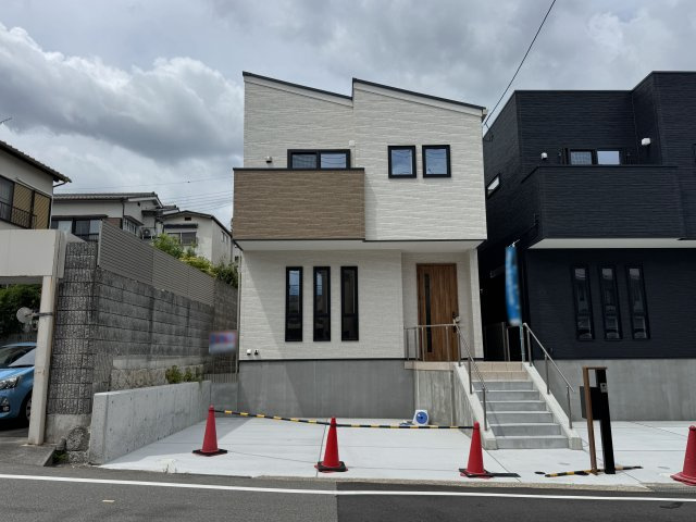 神戸市須磨区緑が丘２丁目新築戸建A号棟の外観