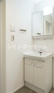 アーベインテラスお花茶屋の独立洗面台