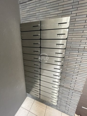 パーフェクトライフ京橋駅前のその他共用部分|パーフェクトライフ京橋駅前　メールボックス