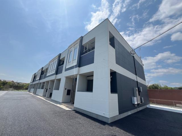 エターナルのエントランス|外観写真（昼）