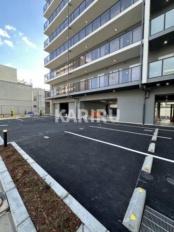 スワンズシティ大阪フルーアの駐車場