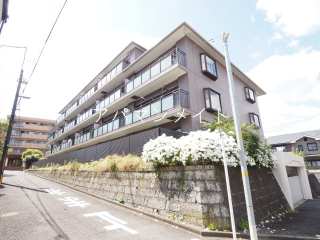 【エントランス】 | リーヴェルグランデ横浜戸塚 | 安心のオートロック付き！