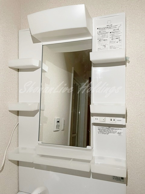 横浜市戸塚区戸塚町の賃貸マンションの洗面所
