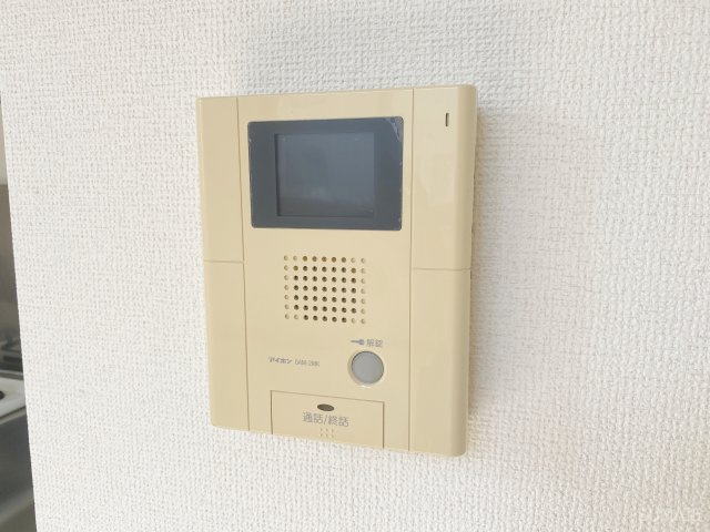 ゼフィール大宮のセキュリティ|モニター付きインターホンで安心！
