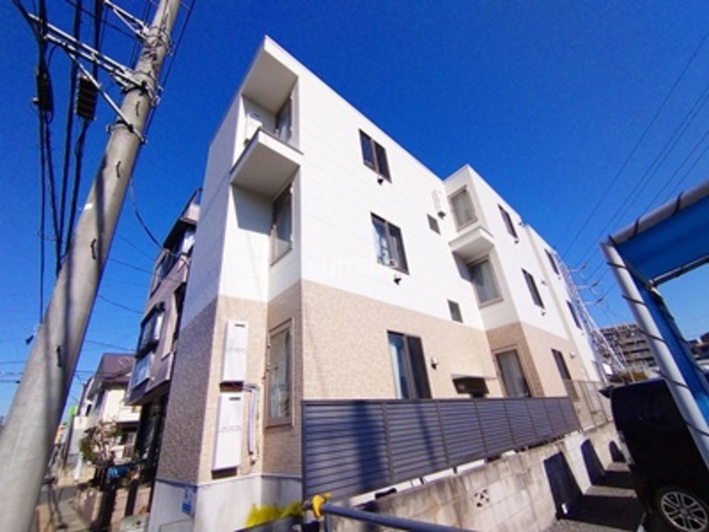 ゼフィール大宮