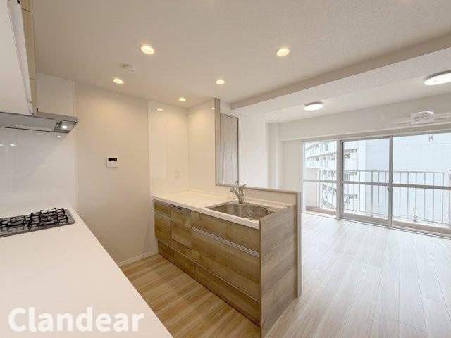 綾瀬グランドハイツのキッチン|ドキドキの新生活も、安心してスタート。ぴったりの住まいを見つけませんか？クランディアが一緒に住まい選びをサポートします‼　まずは、お気軽にお問合せください　＃クランディア