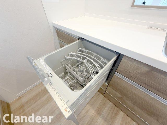 綾瀬グランドハイツのキッチン|ドキドキの新生活も、安心してスタート。ぴったりの住まいを見つけませんか？クランディアが一緒に住まい選びをサポートします‼　まずは、お気軽にお問合せください　＃クランディア