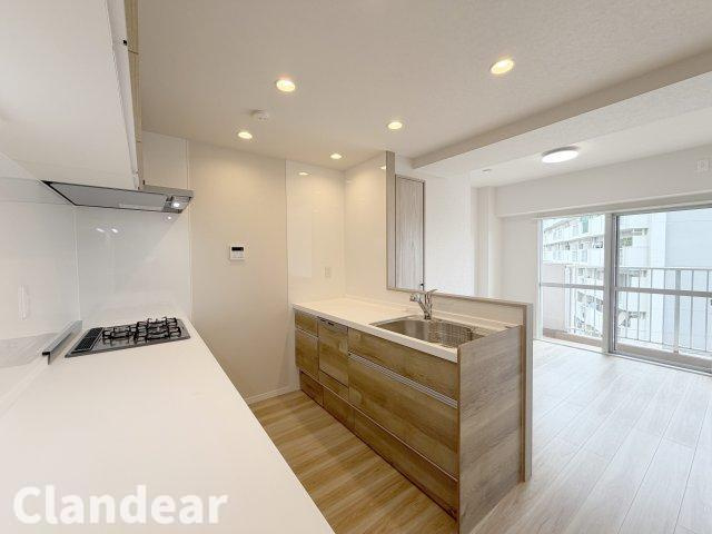 綾瀬グランドハイツのキッチン|ドキドキの新生活も、安心してスタート。ぴったりの住まいを見つけませんか？クランディアが一緒に住まい選びをサポートします‼　まずは、お気軽にお問合せください　＃クランディア