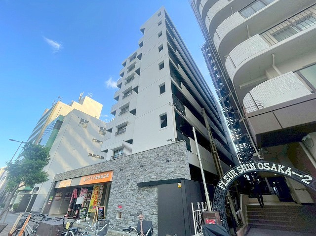 ロイヤルハイツの外観