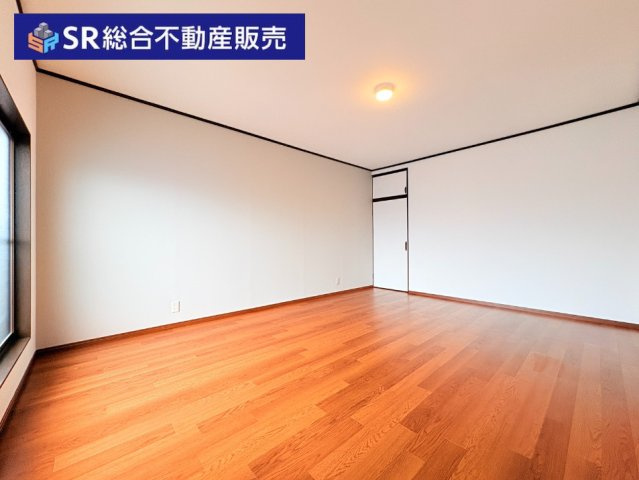 衣摺4丁目中古戸建の内装|当日予約も大歓迎です！土日祝、雨の日やお子様連れのお客様の送迎も可能ですのでお気になさらずお問合せ下さい。お仕事終わりのお時間にも柔軟に対応致しますのでお気軽にお申し付け下さいませ。