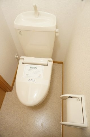 宗像市陵厳寺１丁目のアパートのトイレ|コンパクトで使いやすいトイレです