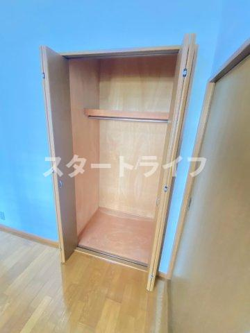 大阪市東淀川区小松２丁目の賃貸マンションの収納