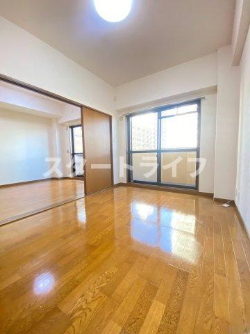 大阪市東淀川区小松２丁目の賃貸マンションの寝室