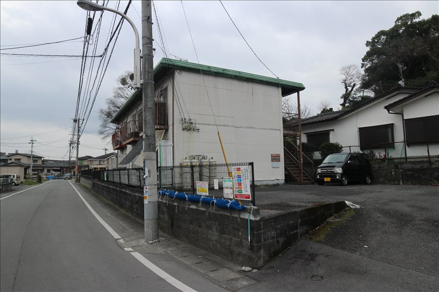 熊本市北区打越町のアパートの駐車場