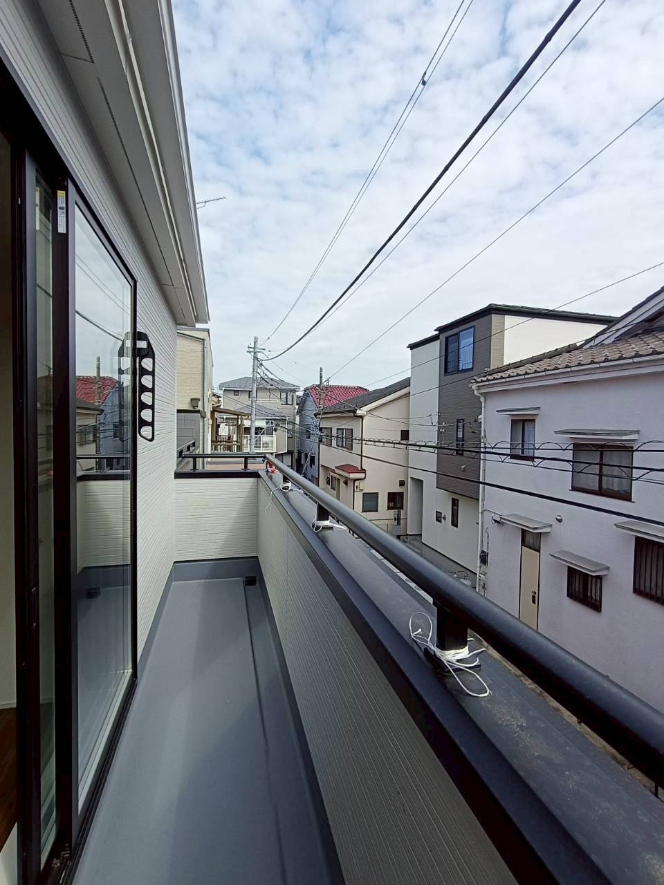 八潮市　二丁目　新築戸建　全2棟のバルコニー|施工例です