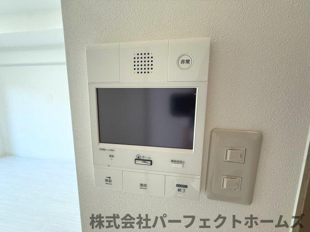 ロイヤルシャトー交野の防犯設備