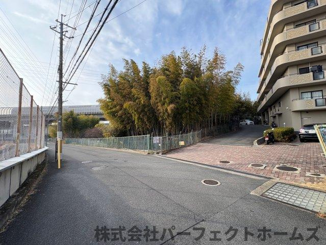 ロイヤルシャトー交野の周辺