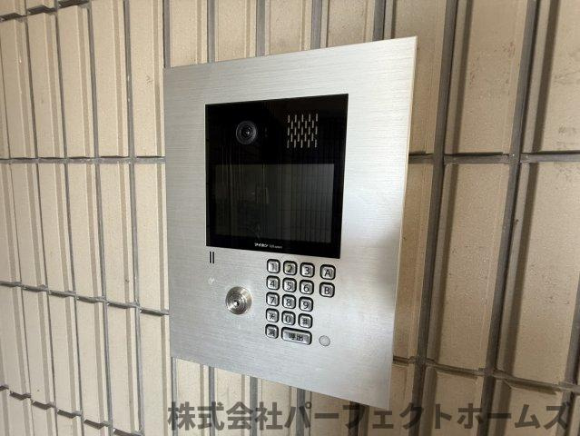 ロイヤルシャトー交野の防犯設備