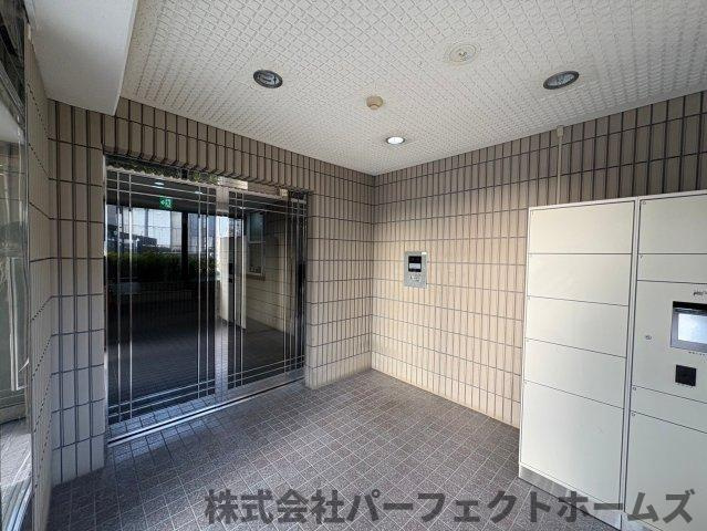 ロイヤルシャトー交野のエントランス|エントランスです