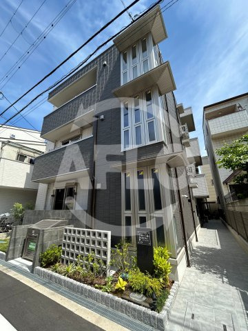 ザ・バンダイ　住吉小学校の外観|ザ・バンダイ　外観