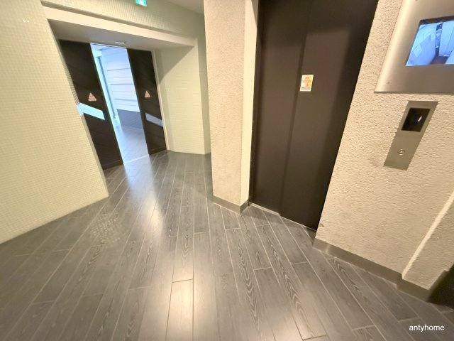 レオンコンフォート難波西　仲介手数料無料のロビー