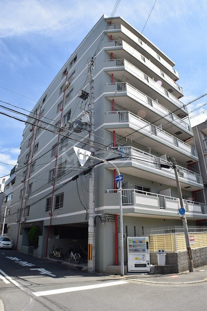 ドエル北堀江の外観