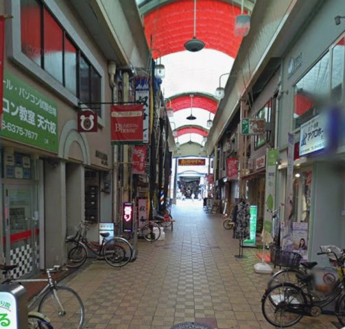 浪花町4店舗の周辺