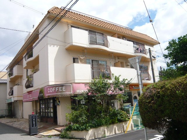 服部サンコーポ