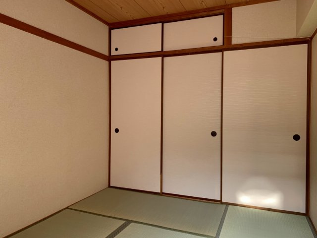 服部サンコーポの寝室