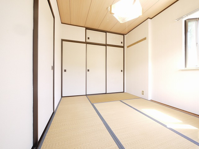 ハイツ萩（事務所）