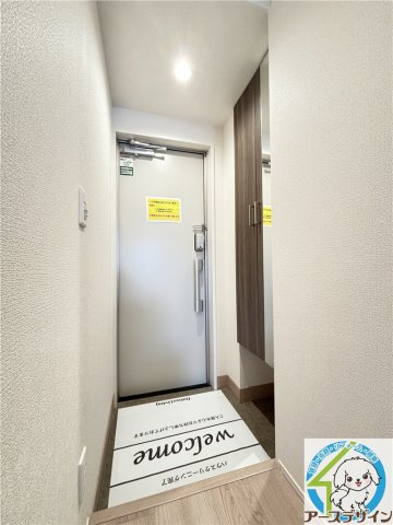 D-ROOM江井島の玄関