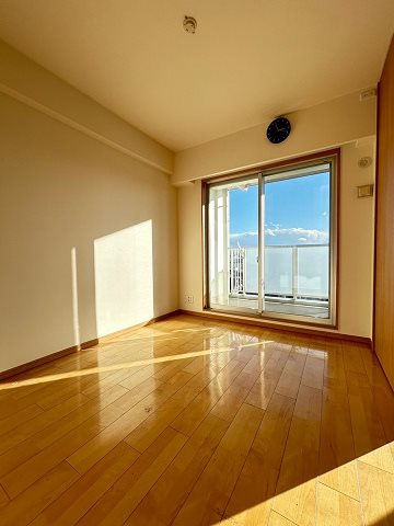 プラマーⅤ番館の居間・リビング