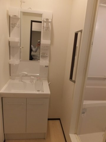 クレイノサンアクールの独立洗面台|※写真と現状が異なる場合は現状を優先