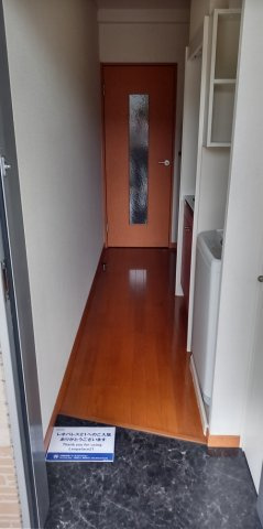 【玄関】 | レオパレス鴨川 | ※写真と現状が異なる場合は現状を優先