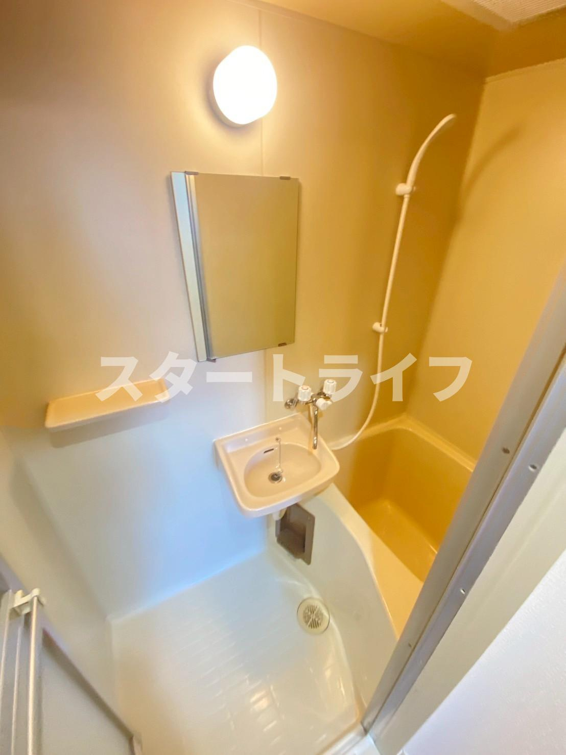 大阪市東淀川区下新庄２丁目の賃貸マンションの浴室