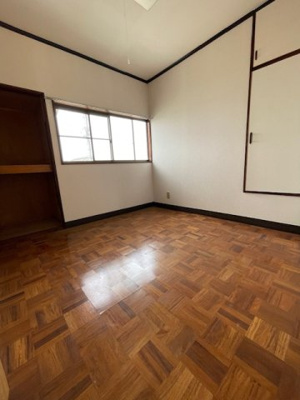 【居間・リビング】 | つくば市梅ヶ丘戸建て | こちらの居間で趣味の時間をお楽しみください