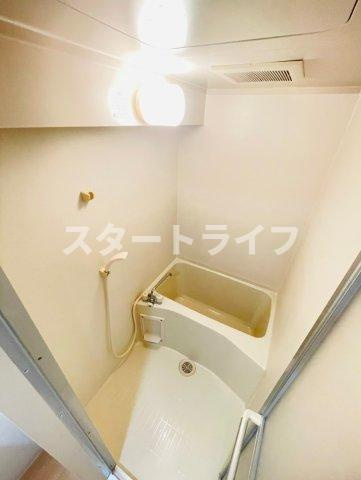 大阪市東淀川区西淡路３丁目の賃貸マンションの浴室